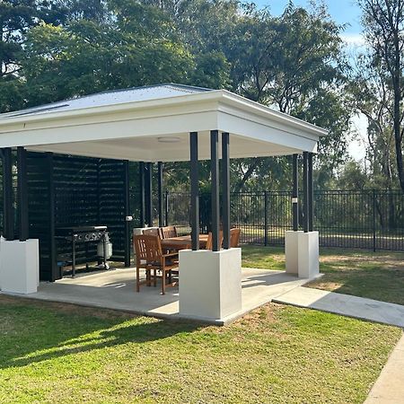 Dalby Fairway Motor Inn Esterno foto